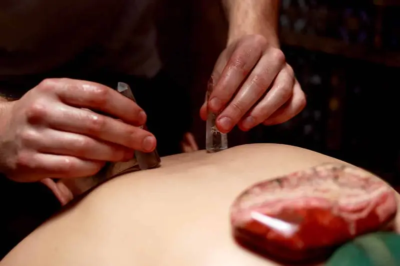 Heilsteine und Ayurveda